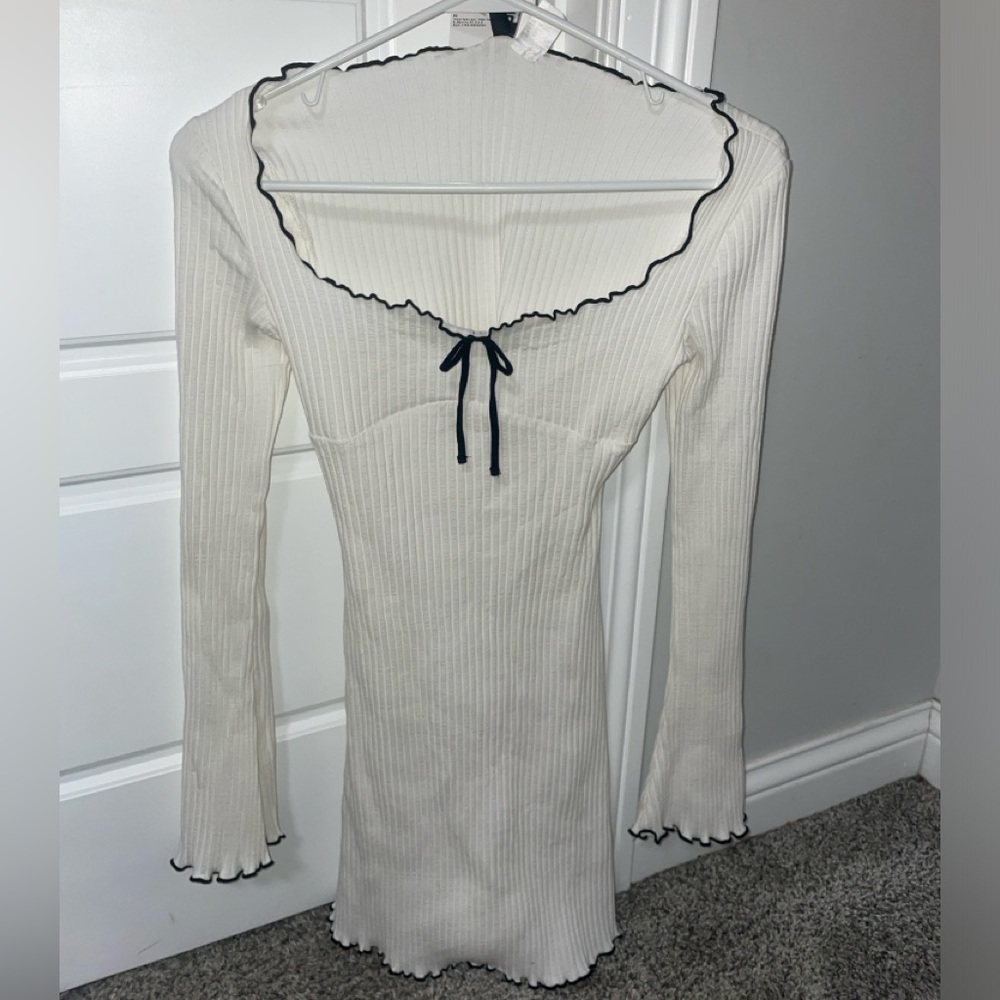 Women’s Size Xs DIVIDED Mini Dress